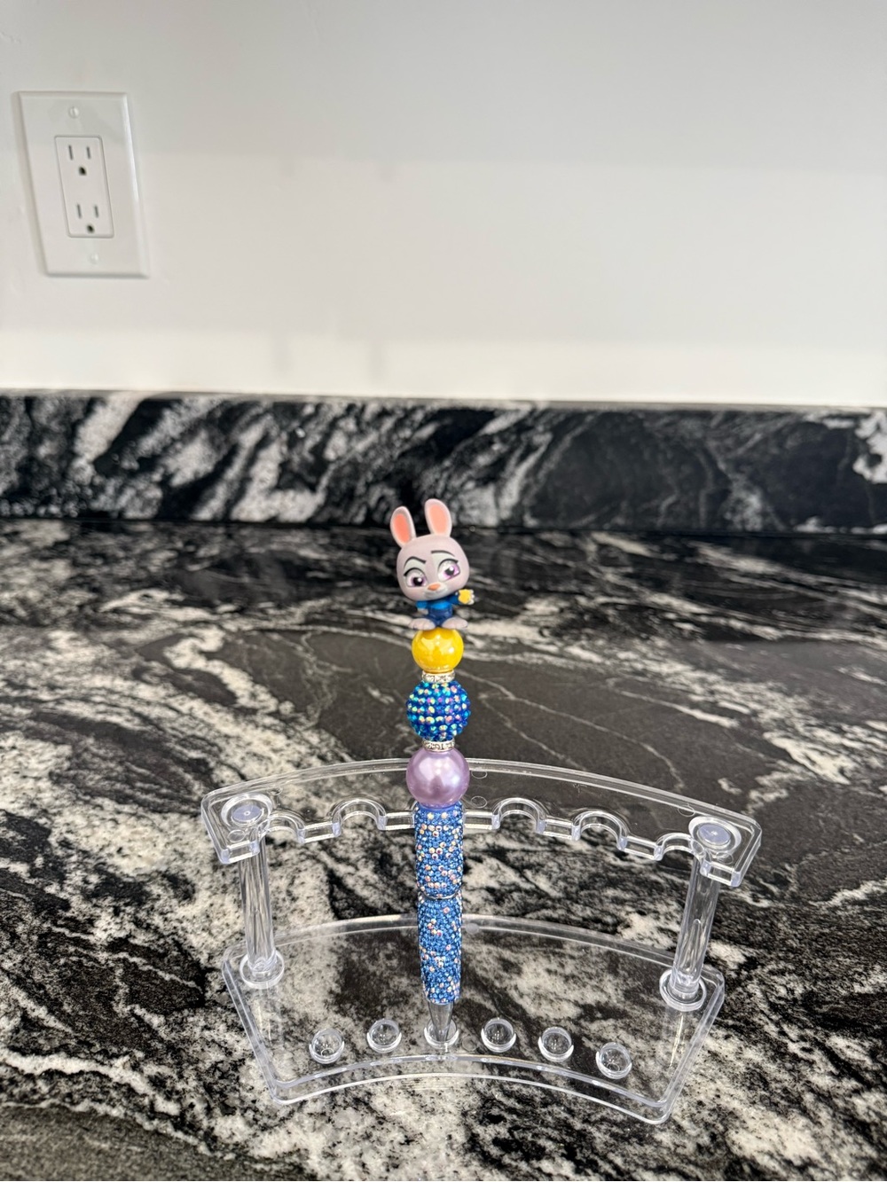 Judy Doorable Pen